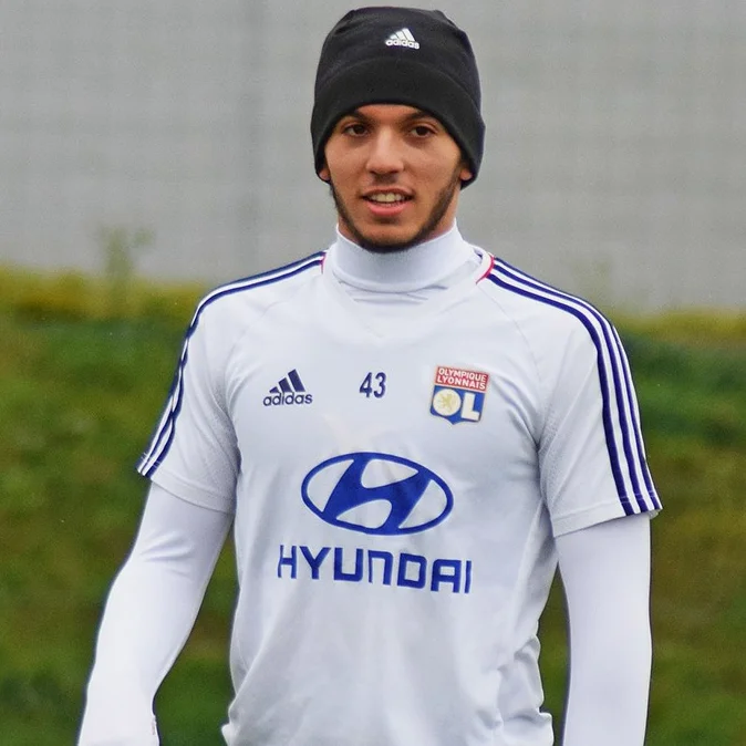 Амин Гуири